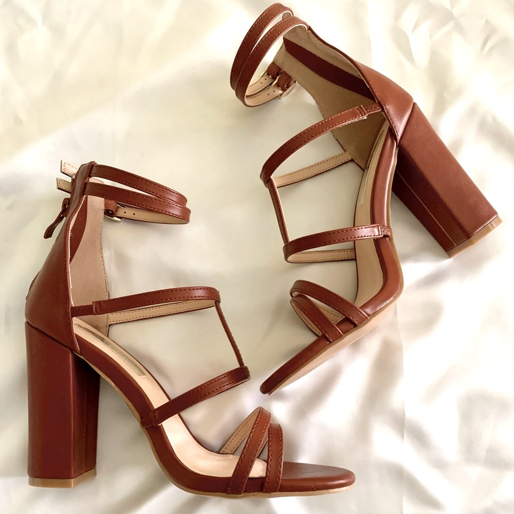 Olivia Miller Sandals